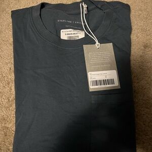Everlane Men's Navy T-Shirt NWT